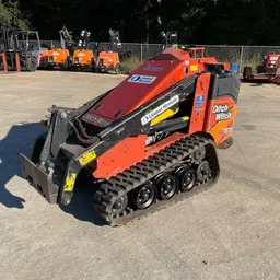 2021 Ditch Witch SK800 Track Loader
