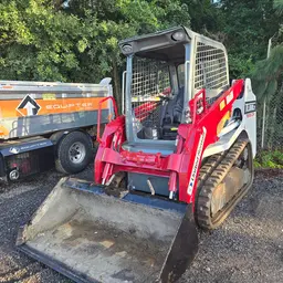 2021 Takeuchi TL8R2R Track Loader