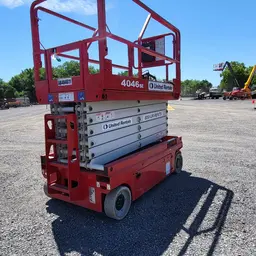 2018 MEC 4046SE Scissor Lift