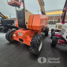 2015 JLG 800AJ Articulating Boom Lift