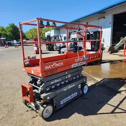 2018 Skyjack SJIII3219 Scissor Lift