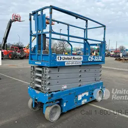 2017 Genie GS-3232 Scissor Lift