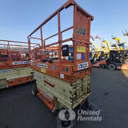 2017 JLG 2632ES Scissor Lift