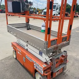 2019 Snorkel S3215L Scissor Lift
