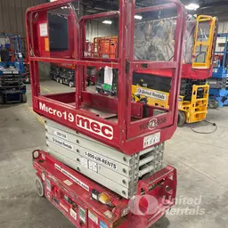 2018 MEC MICRO 19 Scissor Lift