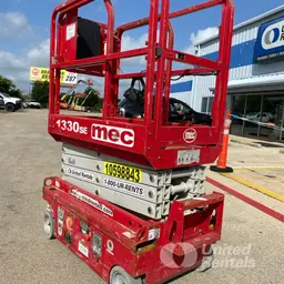 2017 MEC 1330SE Scissor Lift