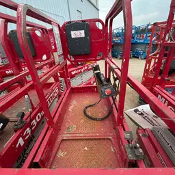 2018 MEC 1330SE Scissor Lift