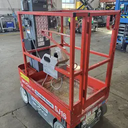 2018 Skyjack SJ16 Self-Propelled One-Person Lift