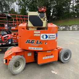 2016 JLG E400AJPN Articulating Boom Lift