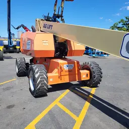 2015 JLG 800S Boom Lift