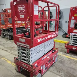 2018 MEC MICRO 19 Scissor Lift