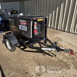 2024 Lincoln Electric VANTAGE 322 Welder