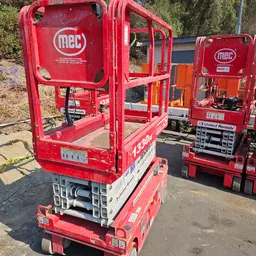 2016 MEC 1330SE Scissor Lift