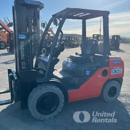 2018 Toyota 8FGU30 Warehouse Forklift