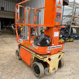 2015 JLG 1230ES Self-Propelled One-Person Lift