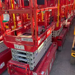 2017 MEC MICRO 19 Scissor Lift