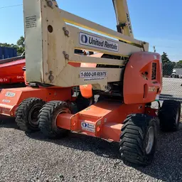 2015 JLG 450AJ Articulating Boom Lift