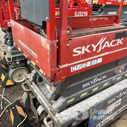 2016 Skyjack SJIII3219 Scissor Lift