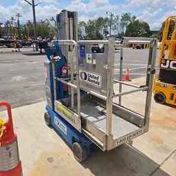 2017 Genie GR-20 Self-Propelled One-Person Lift