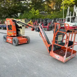 2017 JLG E300AJP Articulating Boom Lift