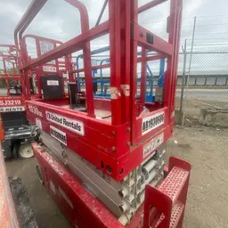 2017 MEC 1930SE Scissor Lift