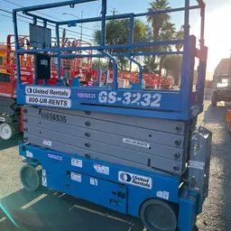 2017 Genie GS-3232 Scissor Lift