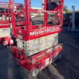 2018 MEC MICRO 19 Scissor Lift