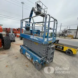 2017 Genie GS-4047 Scissor Lift