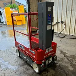 2018 Skyjack SJ12 Self-Propelled One-Person Lift