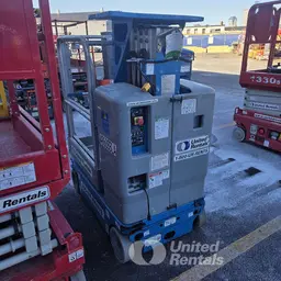 2017 Genie GR-15 Self-Propelled One-Person Lift