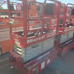 2018 MEC MICRO 19 Scissor Lift