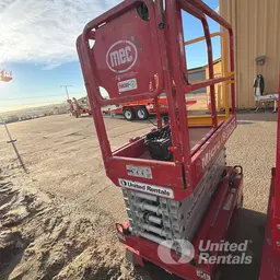 2019 MEC MICRO 19 Scissor Lift