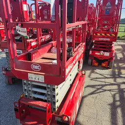 2018 MEC MICRO 19 Scissor Lift