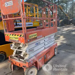2020 Snorkel S3226E Scissor Lift